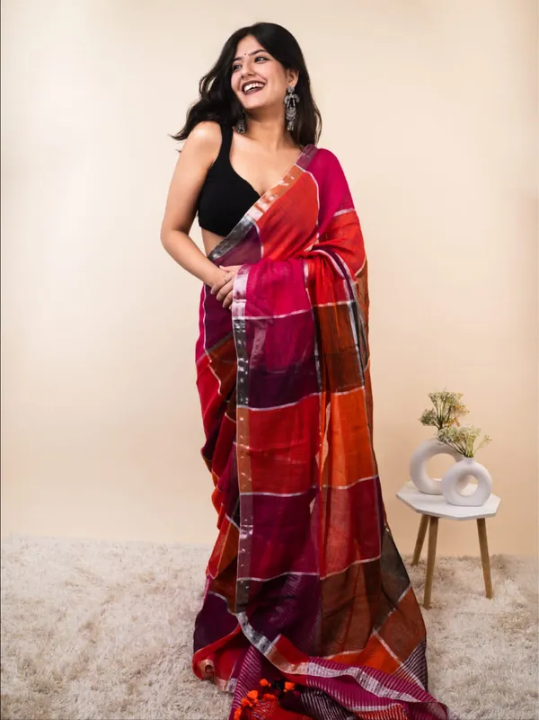 Colouring_Check_linen_Saree