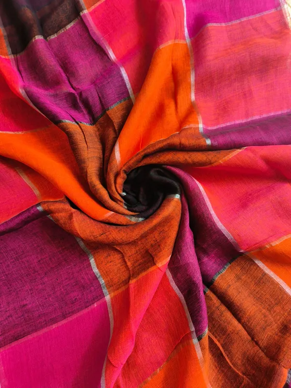 Colouring_Check_linen_Saree