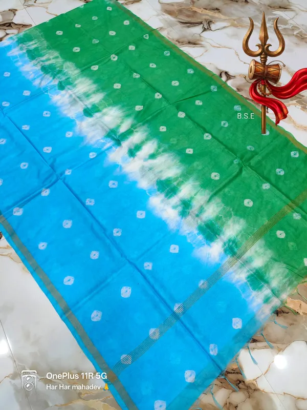 Shrivari_Print_Silk_Batik_Saree_With_Blouse_Piece