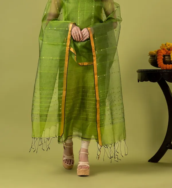Exclusive_Cotton_Kurti_And_Muslin_Dupatta_Set