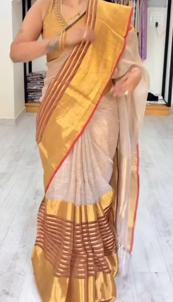Linen_Saree_With_Copper_Zari_Border_And_Blouse_Piece