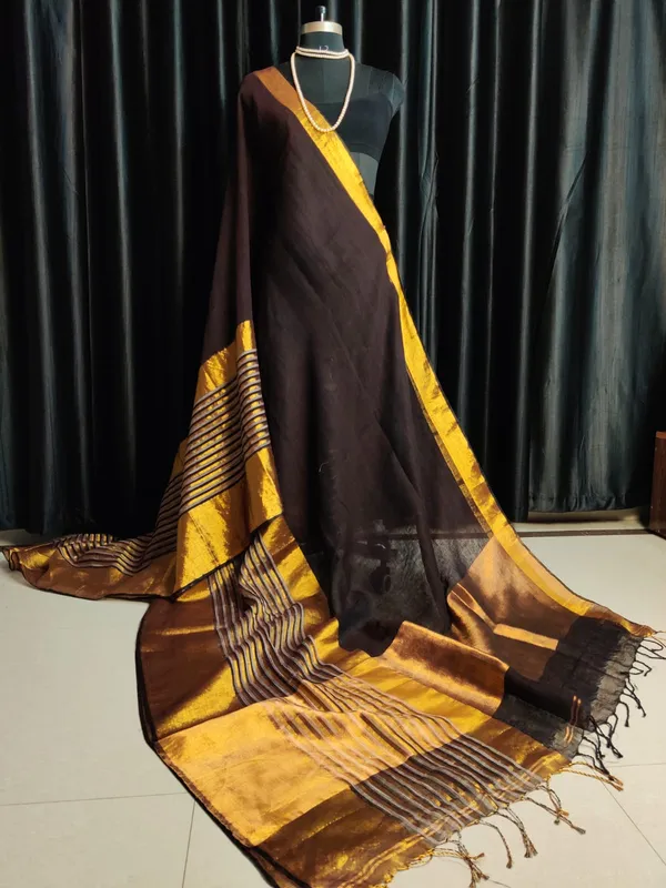 Linen_Saree_With_Copper_Zari_Border_And_Blouse_Piece