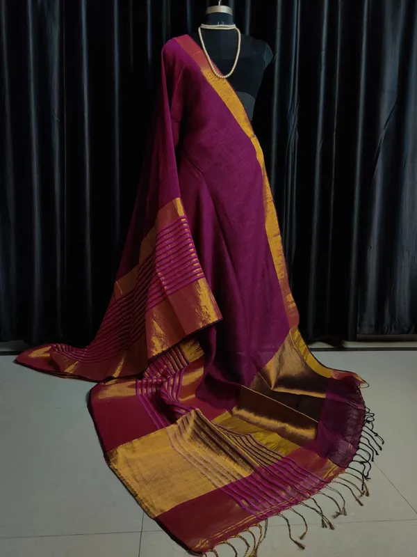 Linen_Saree_With_Copper_Zari_Border_And_Blouse_Piece