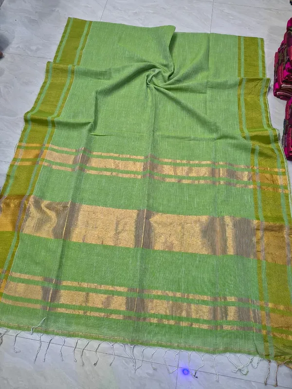 Onam_Special_Cotton_Linen_Saree_With_Blouse_Piece