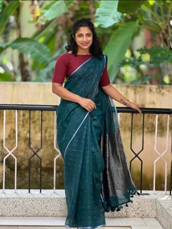 Linen_Jharna_Work_Saree_With_Blouse_Piece
