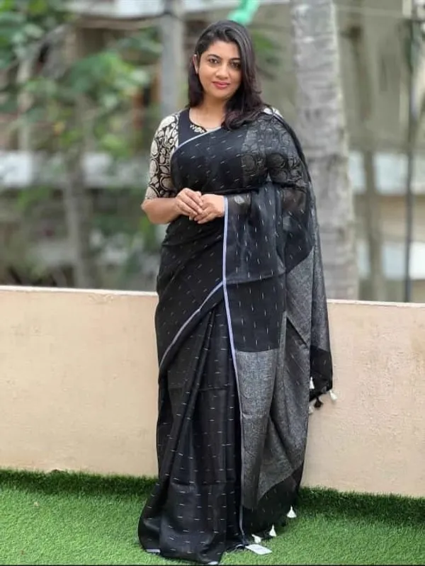 Linen_Jharna_Work_Saree_With_Blouse_Piece