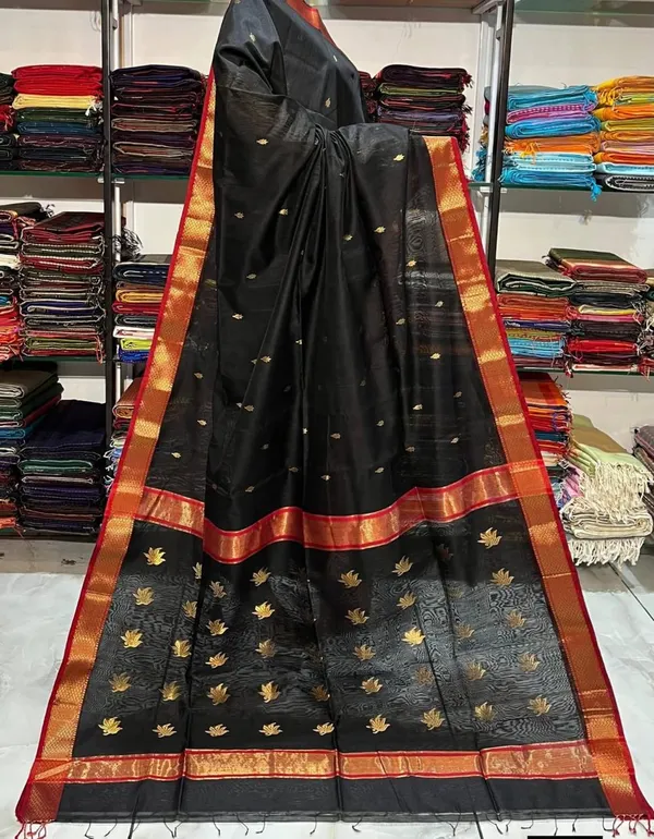 New_Digine_Maheshwari_Cotton_Silk_Saree_With_Blouse_Piece