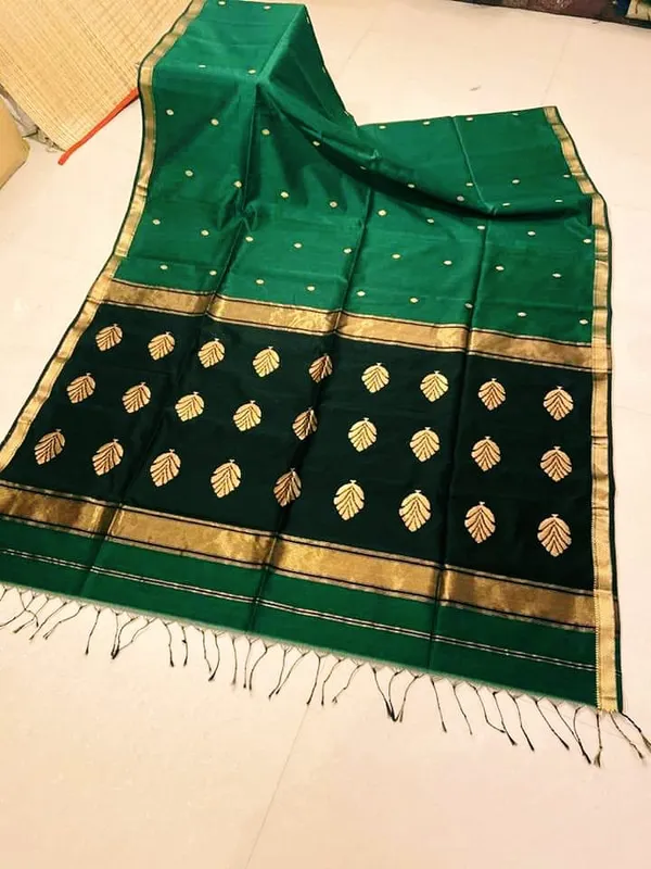 Maheshwari_Cotton_Silk_Saree_With_Blouse_Piece_Cotton_Silk_Fabric