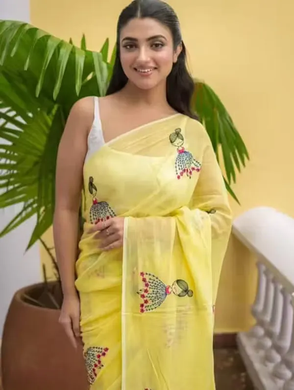Mull_Cotton_Doll_Embroidery_Saree_Without_Blouse_Piece_Quality_Premium_Thin