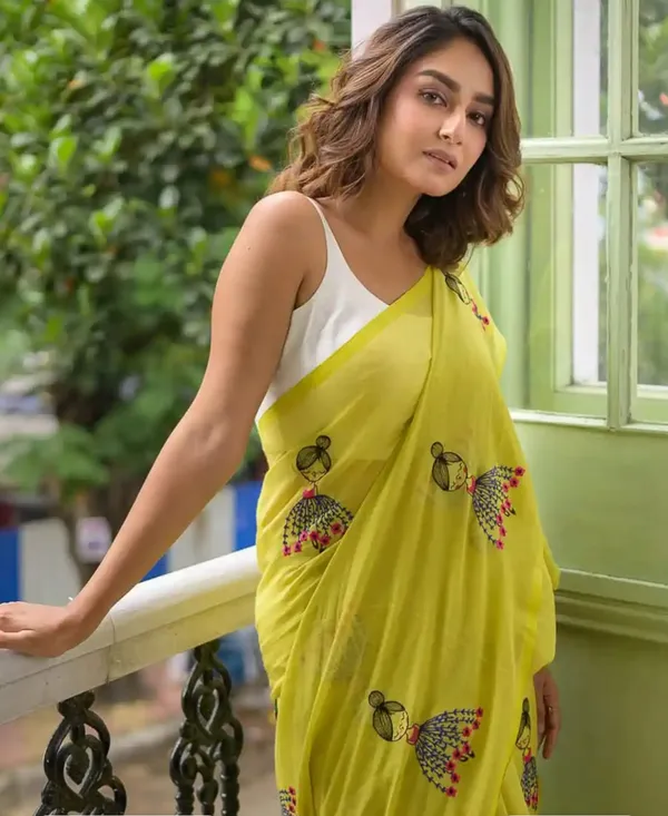 Mull_Cotton_Doll_Embroidery_Saree_Without_Blouse_Piece_Quality_Premium_Thin