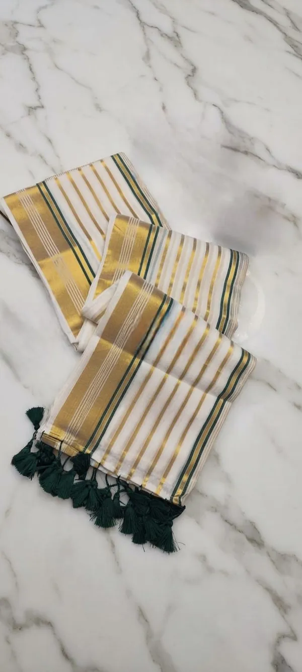Mull_Cotton_Saree_Without_Blouse_Piece_Quality_Premium_Thin
