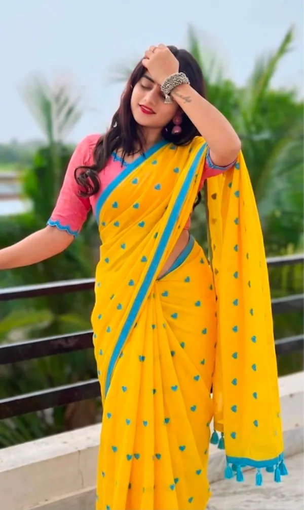 Mul_Cotton_Love_Embroidery_Saree_Without_Blouse_Piece