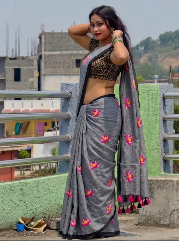 Mull_Cotton_Chain_Sequence_Saree_Without_Blouse_Piece_Quality_Premium_Thin