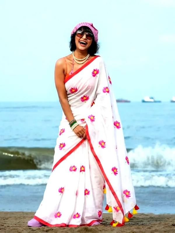 Mull_Cotton_Chain_Sequence_Saree_Without_Blouse_Piece_Quality_Premium_Thin
