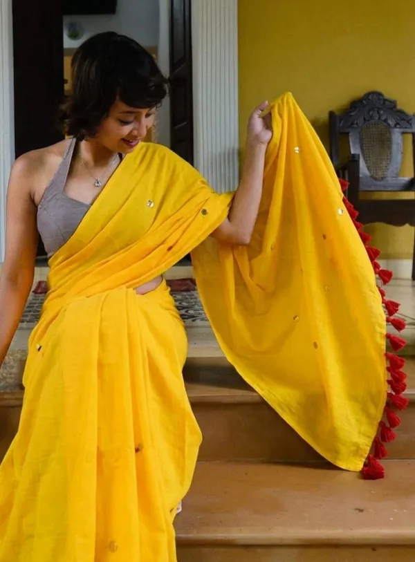 Mull_Cotton_Gini_Work_Saree_Without_Blouse_Piece_Quality_Premium_Thin