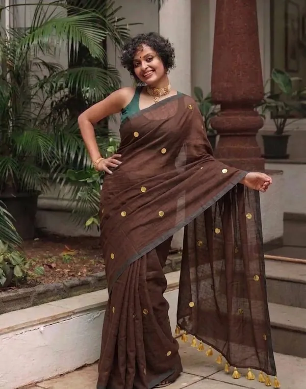 Mull_Cotton_Gini_Work_Saree_Without_Blouse_Piece_Quality_Premium_Thin