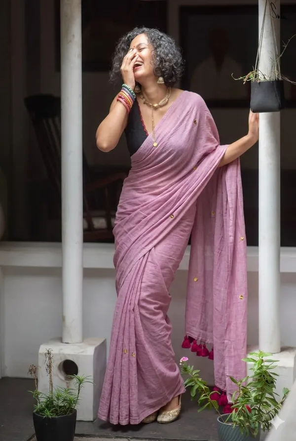 Mull_Cotton_Gini_Work_Saree_Without_Blouse_Piece_Quality_Premium_Thin