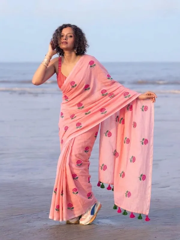 Mull_Cotton_Embroidery_Saree_Without_Blouse_Piece_Quality_Premium_Thin