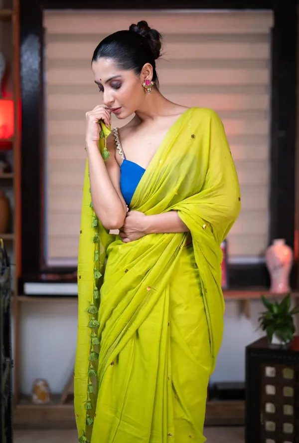 Khadi_Gini_Saree_With_Blouse_Piece