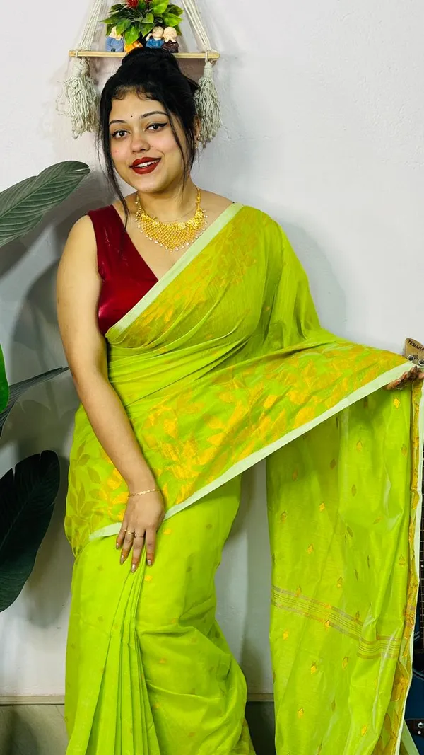 Handloom_Copper_Zari_Woven_Saree_With_Blouse_Piece
