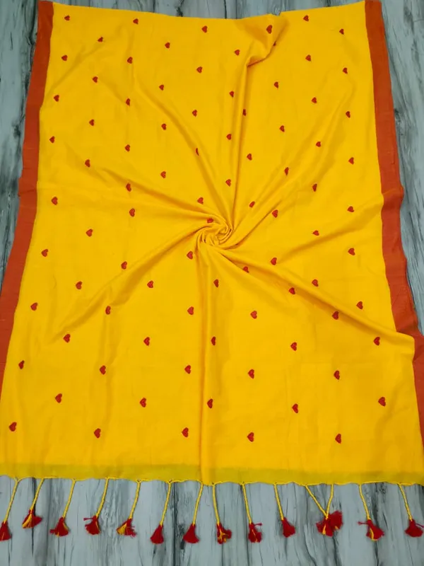 Love_Khadi_Saree_With_Different_Colour_Border_And_Blouse_Piece