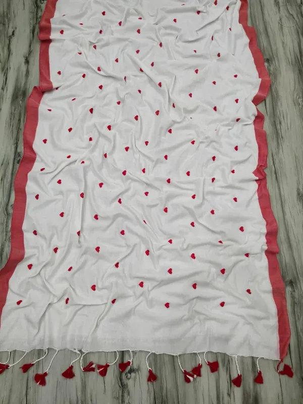 Love_Khadi_Saree_With_Different_Colour_Border_And_Blouse_Piece