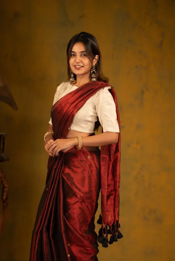 Gini_Tissue_Saree_With_Blouse_Piece