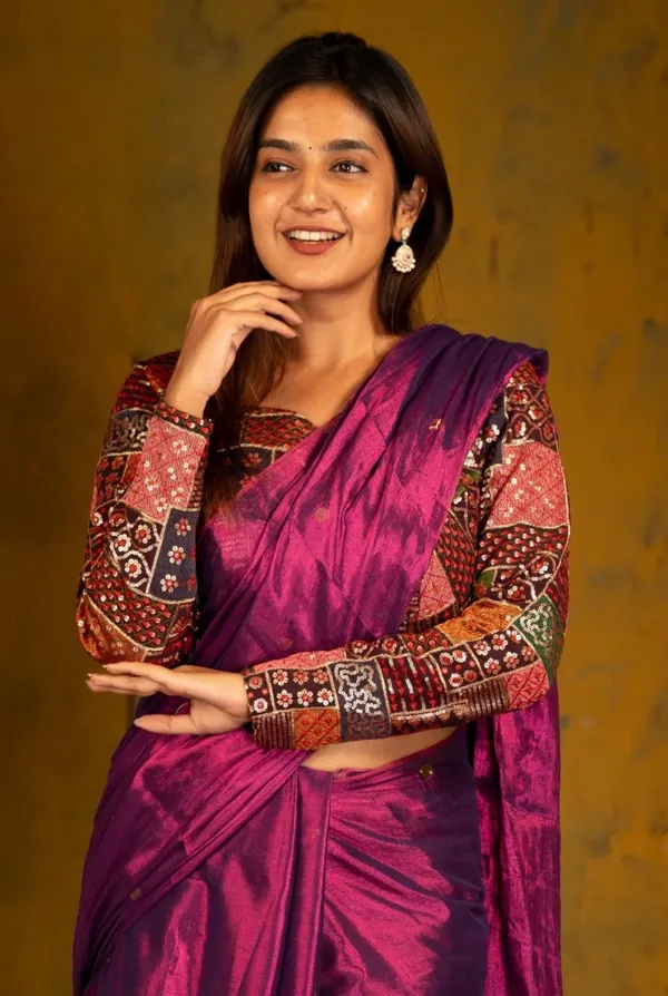 Gini_Tissue_Saree_With_Blouse_Piece