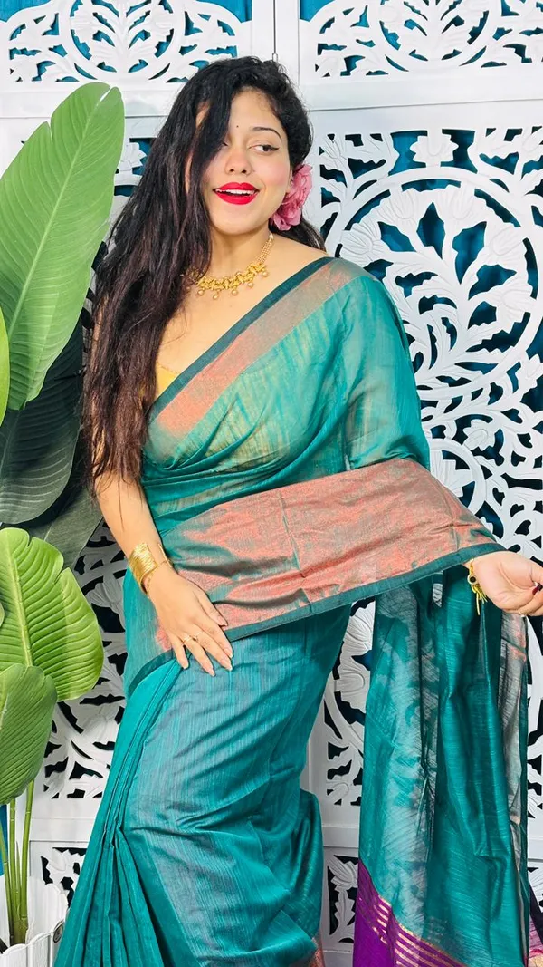 Plain_Cotton_Slab_Saree_With_Blouse_Piece