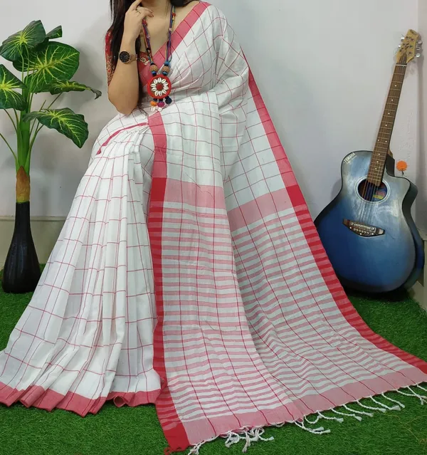 Manjuri_Check_Khadi_Cotton_Saree_With_Blouse_Piece