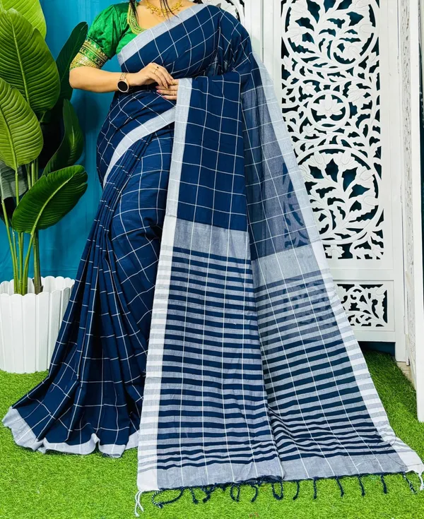 Manjuri_Check_Khadi_Cotton_Saree_With_Blouse_Piece