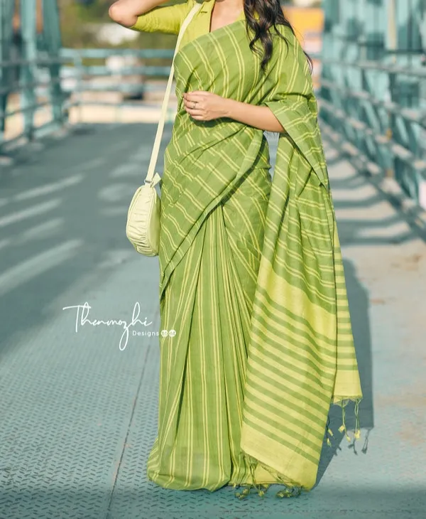 Ikkat_Kachvanga_Khadi_Cotton_Saree_With_Blouse_Piece