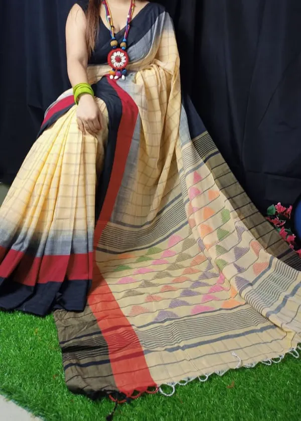 Ikkat_Kachvanga_Khadi_Cotton_Saree_With_Blouse_Piece