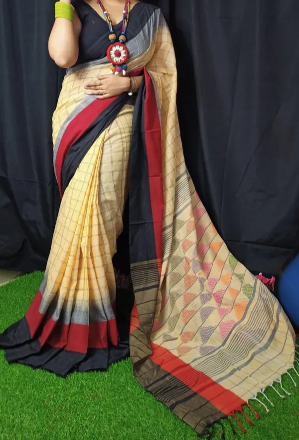 Ikkat_Kachvanga_Khadi_Cotton_Saree_With_Blouse_Piece