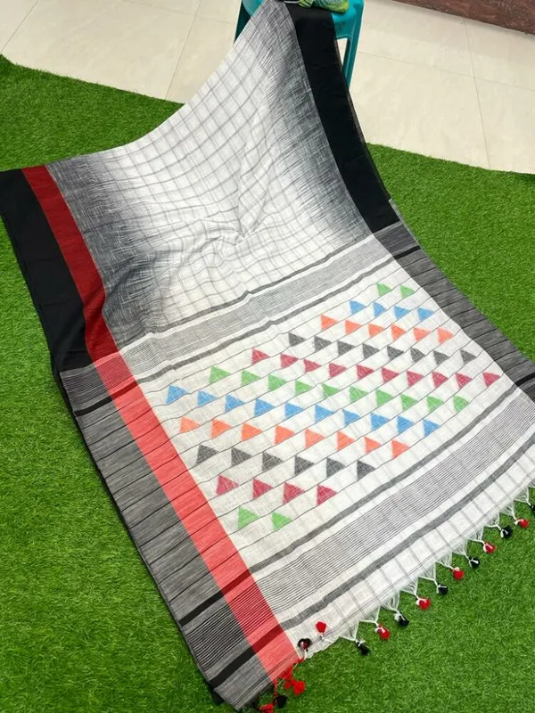 Ikkat_Kachvanga_Khadi_Cotton_Saree_With_Blouse_Piece