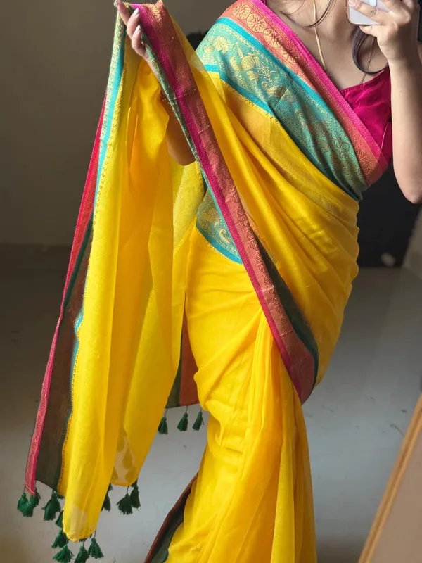 Mul_Cotton_Saree_With_Blouse_Piece