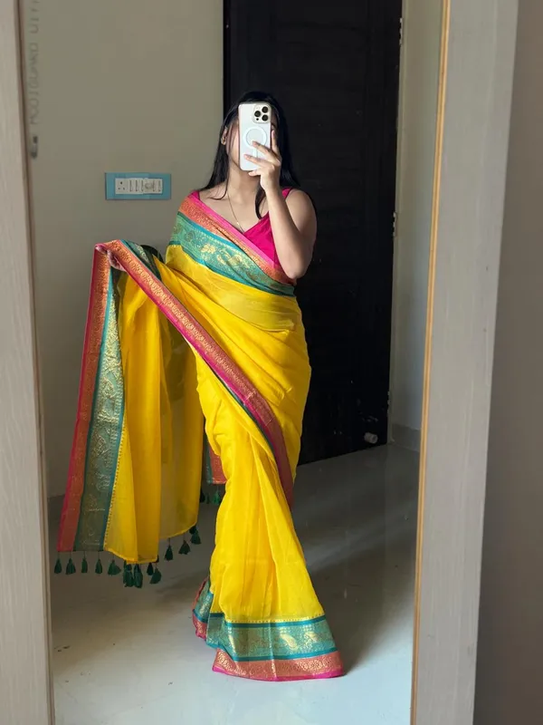 Mul_Cotton_Saree_With_Blouse_Piece