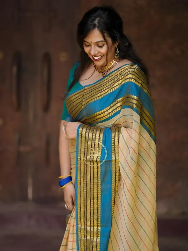 Mul_Cotton_Saree_With_Blouse_Piece