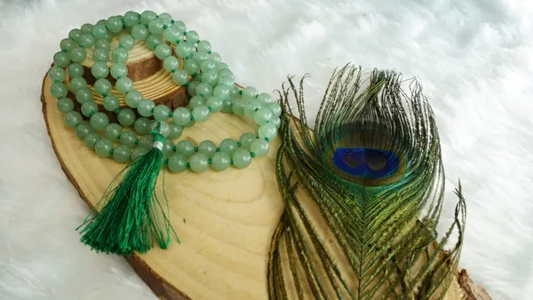 Green_Aventurine_Jap_Mala_–_The_Mala_of_Abundance,_Growth_&_Good_Luck
