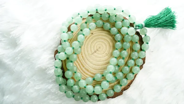 Green_Aventurine_Jap_Mala_–_The_Mala_of_Abundance,_Growth_&_Good_Luck