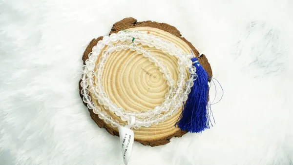 Sphatik_Mala_diamond_cut_–_The_Mala_of_Clarity,_Peace_&_Divine_Energy