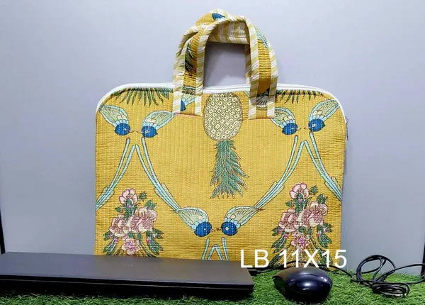 Nandrani_Quilted_Cotton_Laptop_Bag_(LB_11x15)_-_Design_10