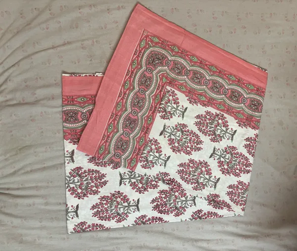 Nandrani_King_Size_Cotton_Block_Print_Bedsheet_Set_-_Design_12