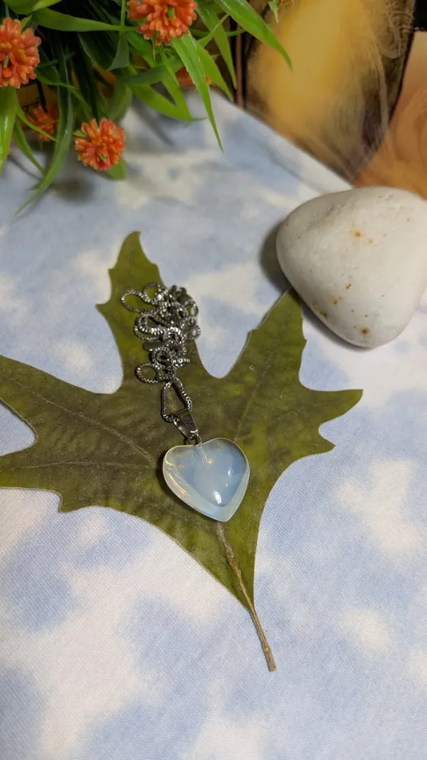 Opalite_Heart_Pendant