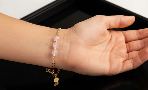 Gold_Tone_Pink_Beaded_Bracelet_for_Women