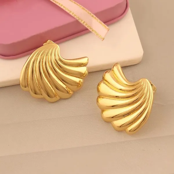 Gold_Tone_Fan_Shape_Earrings_for_Women