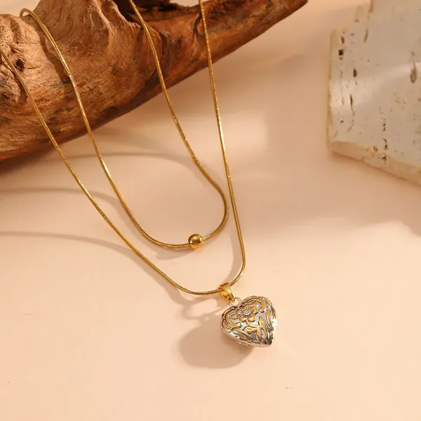 Gold_Tone_Heart_Pendant_Layered_Necklace_for_Women