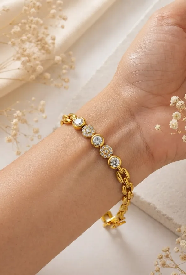 Gold_Tone_Stone_Embellished_Link_Bracelet_for_Women