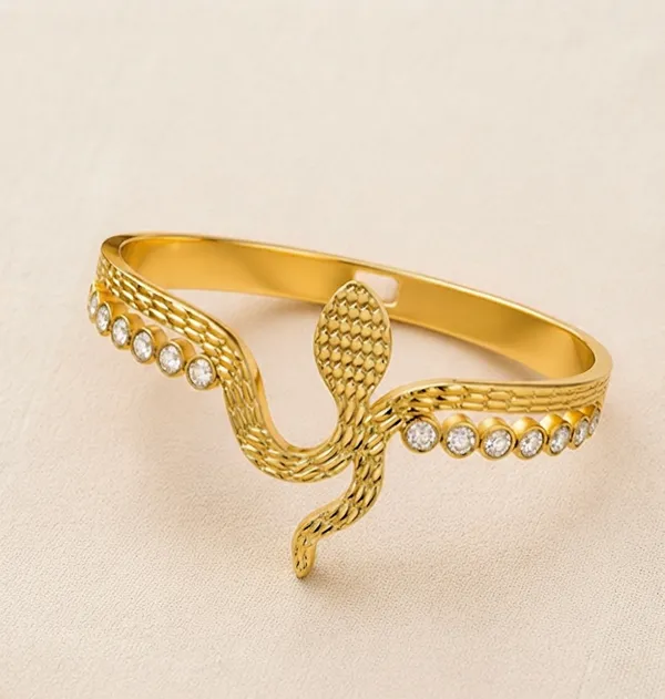 Gold_Tone_Snake_Design_Bracelet_for_Women