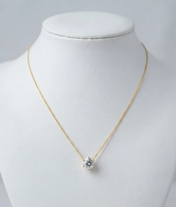 Anti-Tarnish_Gold_Tone_Box_Chain_Necklace_With_Round_Solitaire_Stone